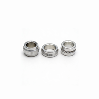 Centre d'usinage CNC sur mesure pour pièces mécaniques, services de fabrication de précision en métal pour applications automobiles, acier inoxydable