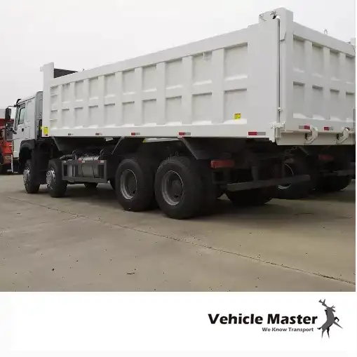 Cina Tow Truck 30 ton Camion Autocarro Dimensioni Dumper Per Myanmar