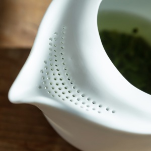 380ml Business Gifts Elegant Matte White Finish Traditional <b>Camping</b> <b>Kitchen</b> Tea Pot For Cafe - Product Image 2