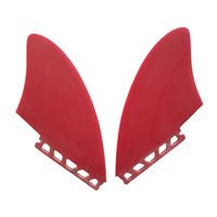 Aileron de planche de surf de couleur rouge et blanche pour le surf ailerons en fibre de verre à double quille