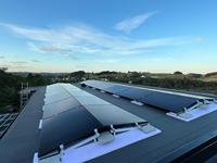 Kit Complet de Système Solaire Domestique 10kW 12kW 15kW 20kW Batterie Solaire Hybride Système Énergétique 10kWh 20kWh 30kWh 40kWh Batteries au Lithium