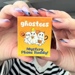 ตุ๊กตาผีตกแต่งโทรศัพท์ลายฮาโลวีนน่ารัก 6 ชิ้น แบบพลาสติกนูนต่ำ ติดง่าย ทนทาน - Product Image 2