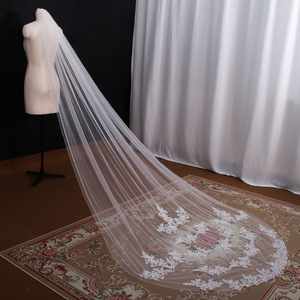 Voile de fuite en os de voiture de trois mètres de fil de maille douce de haute qualité avec peigne en métal monocouche Plus pour voiles de mariée - Product Image 4