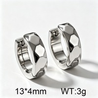 Accessoire polyvalent pour tous les jours : Boucles d'oreilles créoles hexagonales facettées en acier, unisexes, en forme de C, avec fermeture à clip.