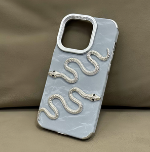 Custodia per telefono 2025 di lusso in oro 3D con serpente per <span class=keywords><strong>iPhone</strong></span> 16 15 14 13 12 16 <span class=keywords><strong>Pro</strong></span> <span class=keywords><strong>Max</strong></span> <span class=keywords><strong>11</strong></span> XS XR con rivestimento antiurto opaco morbido nero rosso - Product Image 4