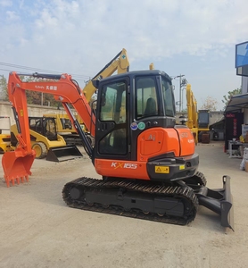   Excavadora Usada KX165 en Buen Estado, 6.5 Toneladas, Compacta, de Orugas, para Construcción Agrícola, con Certificación CE y EPA, en Stock - Product Image 1