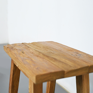 Taburete Antiguo de Teca con Textura Natural Envejecida, Madera Reciclada Hecha a Mano con Unión de Espiga Cruzada para Decoración del Hogar - Product Image 3