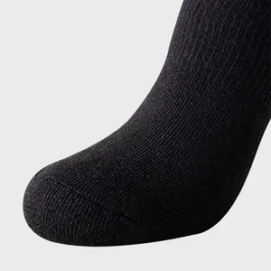 Wholesale Custom Cotton Cocks Solid Color Men's Sports Socks Custom Logo Socks