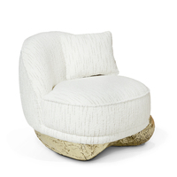 Canapé individuel moderne pour salon, fauteuil de luxe inspiré des falaises, base en laiton martelé poli, revêtement en polyester