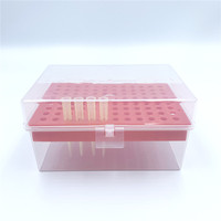 Boîte de 96 embouts de pipette universels gradués en PP bleu stériles, 10 µl, 200 µl, 1000 µl