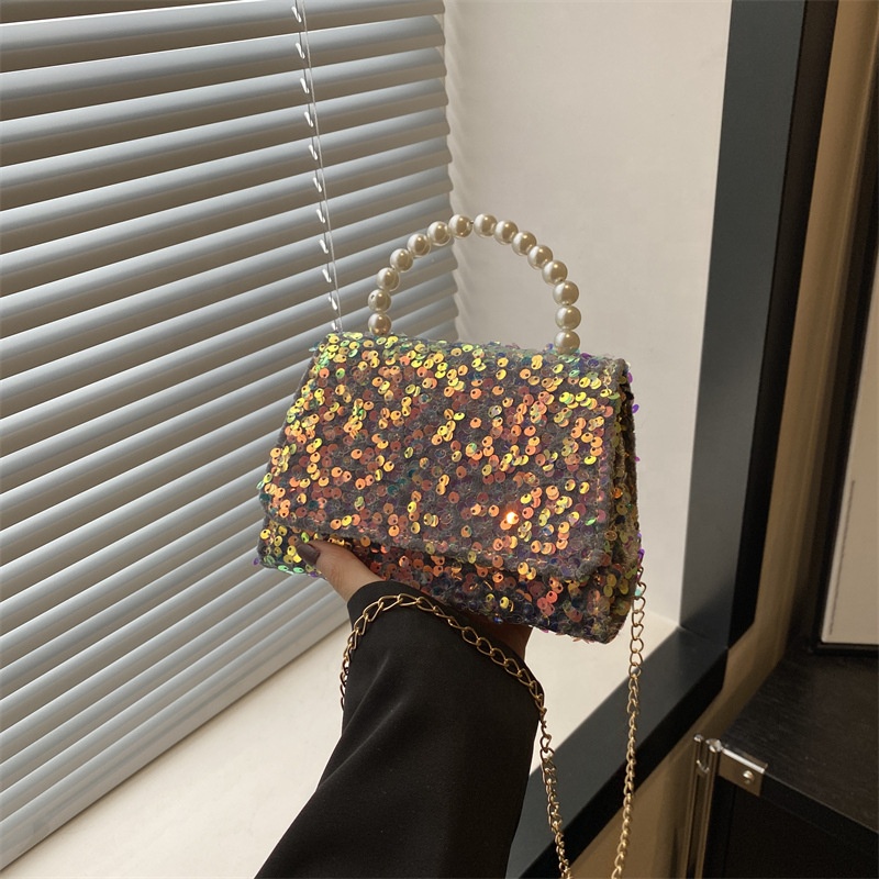 Un sublime sac à main à paillette pour briller de mille feux