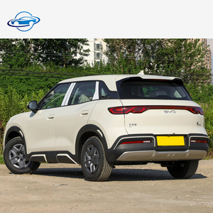 BYD Yuan up, SUV Eléctrico de Largo Alcance, Carga Rápida, Seguro y Compacto, Ideal para Desplazamientos Urbanos y Uso Diario Familiar - Product Image 3