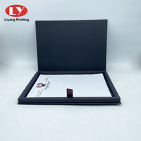 Boîte de fichiers papier d'emballage de documents A4 à couverture rigide noir mat haut de gamme avec ruban