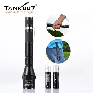 Tank007 PT40 senter LED taktis profesional, senter untuk peralatan keamanan IP68 paduan aluminium 50000 Lumen