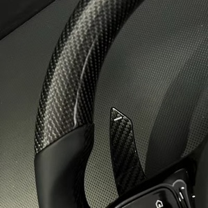 Volant de direction de voiture en fibre de carbone personnalisé pour <span class=keywords><strong>Mercedes</strong></span> Benz AMG a B C E GLS GLA Classe S W204 W205 C63 E63 S63 Pièces automobiles - Product Image 2