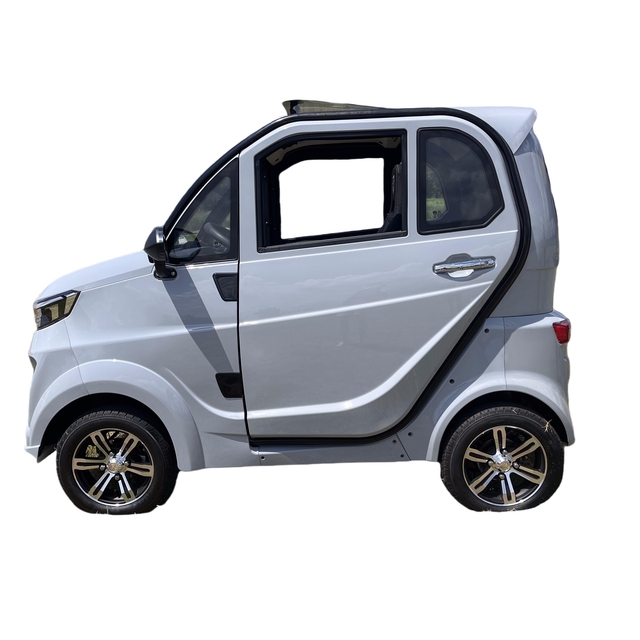 L6e EEC  China Small Cars Low Speed Electric Vehicle Family Use New Energy Mini 3-seat SUV Enclosed Mobility Scooter