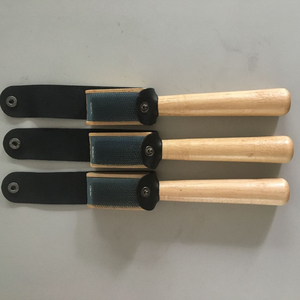 <span class=keywords><strong>Brosse</strong></span> professionnelle à picots en acier pour le nettoyage des semelles de chaussures de danse pour adultes, idéale pour les chaussures de danse latine et de <span class=keywords><strong>ballet</strong></span> - Product Image 1