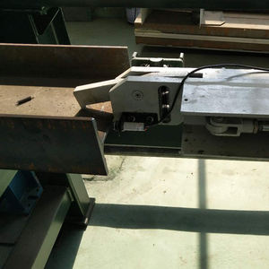 H Beam CNC <span class=keywords><strong>Plasma</strong></span> Cutting Coping Machine pour la ligne de production de structures en acier - Product Image 5