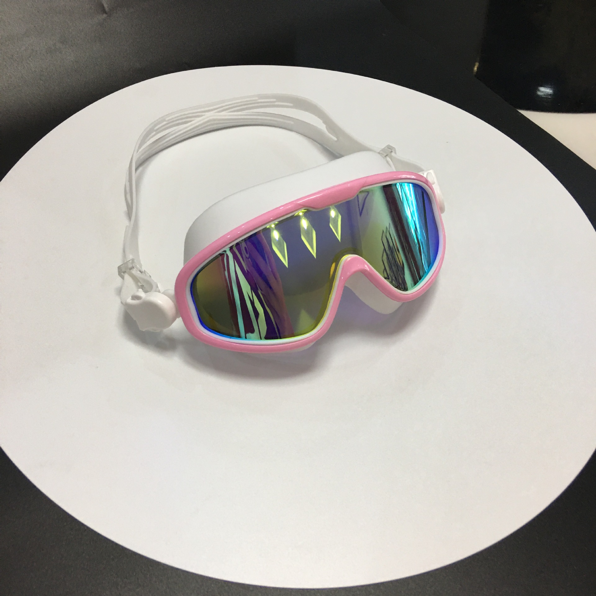Electroplated pink