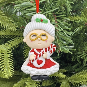 ดินโพลิเมอร์รูปขนมปัง งานแฮนด์เมด ทนทาน รับสั่งทำ ตุ๊กตาคุณนายซานตาคลอส ของตกแต่งคริสต์มาส ของขวัญเทศกาลคริสต์มาส แบบแขวน - Product Image 2