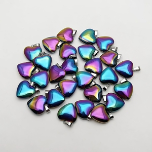 Bellissimo ciondolo <span class=keywords><strong>a</strong></span> <span class=keywords><strong>forma</strong></span> <span class=keywords><strong>di</strong></span> <span class=keywords><strong>cuore</strong></span> in cristallo <span class=keywords><strong>di</strong></span> Shungite da 25mm per collana <span class=keywords><strong>di</strong></span> gioielli - Product Image 3