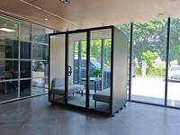 Cabine de bureau insonorisée en L pour 4 personnes, version 2027 la plus récente, cabine silencieuse à cadre dissimulé pour bureau, aéroport, hôtel, conseil