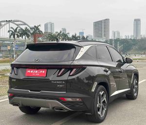 <span class=keywords><strong>Tucson</strong></span> <span class=keywords><strong>Gris</strong></span>, SUV Automático Usado, Diésel Turbo Resistente, 5 Puertas, Volante a la Izquierda, Luces LED para Desplazamientos Urbanos - Product Image 3