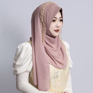 Voile instantané tendance avec chaîne de perles en mousseline, foulard musulman élégant, hijab pré-noué pour femme, écharpe islamique - Product Image 3