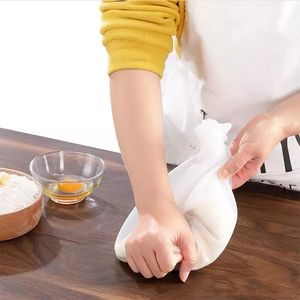 Bolsa de Silicona Redonda Desechable, Ecológica y No Tóxica de la Marca Premium <span class=keywords><strong>TKT</strong></span> para Amasar Masa de Pan, Pastelería y Pizza - Product Image 2