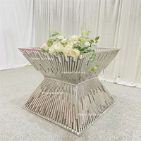 Meubles de mariage de luxe table de gâteau de mariage carrée en argent à louer et à vendre