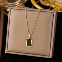Collar con Colgante de Acero Inoxidable para Mujer, Diseño de Corazón y Trébol de Cuatro Hojas, Marca Little Black, Venta al Por Mayor