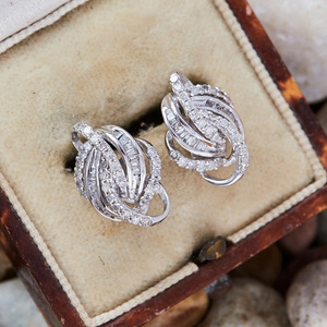 Orecchini a Perno con Linee Geometriche Intrecciate per Donne, Accessori Moda per Uso Quotidiano - Product Image 6