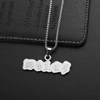 Collier pendentif en métal avec logo personnalisé, lettrage en acier inoxydable résistant à la corrosion