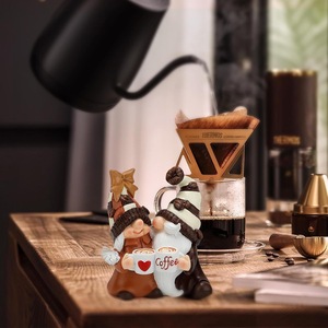 Estatua Enano Amante del Cafe Resina Pintada Mano Figura Barista Escritorio Ornamento Regalo Oficina Cafeteria Decoracion - Product Image 6