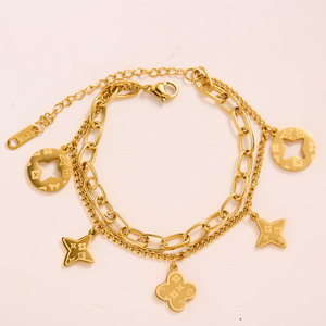 Pulsera de Acero de Titanio con Trébol de Cuatro Hojas Hueco, Estilo Lujo Ligero, para Mujer, de Alta Gama, Inoxidable y Prismática - Product Image 5