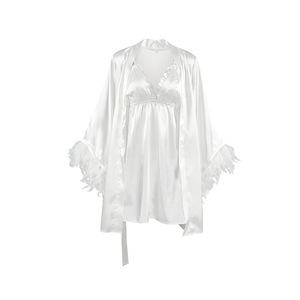 Moda europea americana con testo di piume larghe e comode e morbide vestaglia da notte Set di pigiami in tinta unita <span class=keywords><strong>per</strong></span> la <span class=keywords><strong>casa</strong></span> - Product Image 5