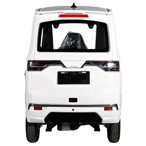 Voiture électrique miniature 3 places à propulsion arrière homologuée pour la route avec caméra arrière, intérieur lumineux, certifiée CEE - Product Image 6