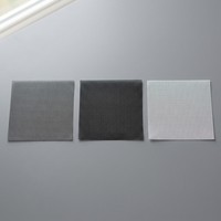 Malla de alta calidad para ventanas y mosquiteras de fibra de vidrio se pueden personalizar para adaptarse a puertas y ventanas de edificios.