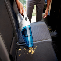 Mini aspirateur de marque fiable avec option logo, conçu pour une aspiration constante dans les voitures compactes et les environnements de conduite urbaine