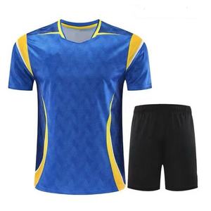 फैक्टरी फुटबॉल शर्ट गर्म बिक्री 100% पॉलिएस्टर प्रशिक्षण फुटबॉल सेट फुटबॉल जर्सी कस्टम प्रिंटिंग नंबर - Product Image 4