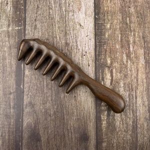 Cepillo de madera de sándalo natural de dientes anchos con mango, cepillo <span class=keywords><strong>para</strong></span> masaje capilar con láser, cepillo antiestático desenredante <span class=keywords><strong>para</strong></span> cabello rizado y peluquería - Product Image 5