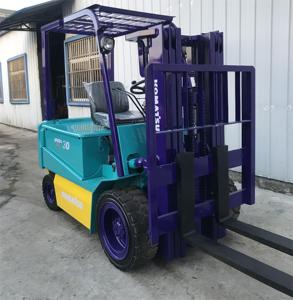 Komatsu FD25 2.5T Diesel Electric Forklift 6M Lifting Height Two-Stage Lithium-Ion Battery Solid Tire Used - Product Image 3