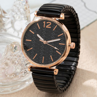 Jam Tangan Wanita Digital Dial Laris Manis untuk Perdagangan Luar Negeri, Tali Elastis, Quartz, Casing Alloy