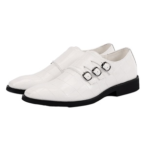 Zapatos de Vestir Casuales de Negocios para Hombre con Logotipo Personalizado, Transpirables, de Cuero PU, con Hebilla Metálica, Cuadrados, Negros y Blancos, Talla de Verano - Product Image 1