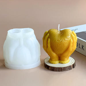 HY Herz Basis und halten Liebe in <span class=keywords><strong>Hand</strong></span> Form DIY Valentinstag Form für DIY Aroma therapie Kerzen Wachs Gips - Product Image 3