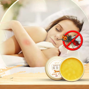 Minyak emas QFSN adalah salep aromatik yang mengurangi sakit kepala, pusing, nyeri otot, dan gigitan serangga - Product Image 2