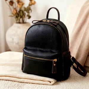 Mochila de Cuero Genuino Personalizada de Alta Calidad OEM, Venta al por Mayor de Fábrica, Mochila Pequeña de Cuero Real para Mujer, Otras Mochilas LSBP-0022 - Product Image 1
