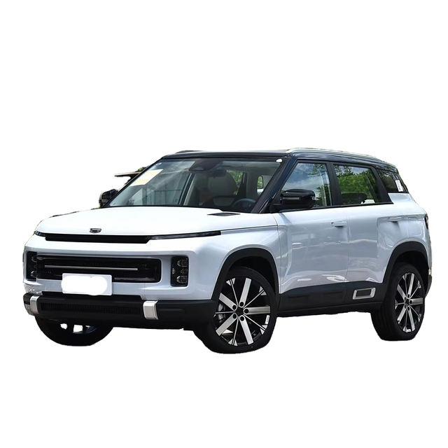 Good Price for Geely ICON 2025 Model Linglong 1.5TD Ruyi Edition Small SUV with Sunroof in Stock Car at the Port Hot Selling