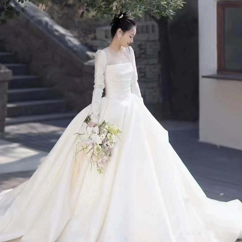 Shop Our 2023 Bridal Dresses - Elegant Pakistani White Gowns Shop Our 2023 Bridal Dresses - Elegant Pakistani White Gowns