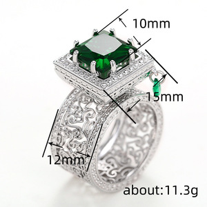 Anello Nuziale Geometrico di Lusso per Donne, Gioiello Elegante e Scintillante - Product Image 4